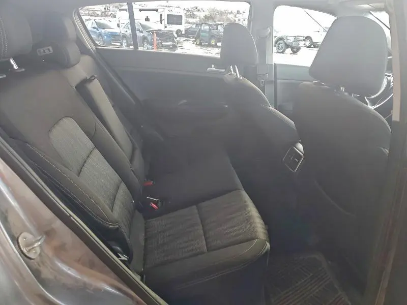 2017 KIA SPORTAGE LX  