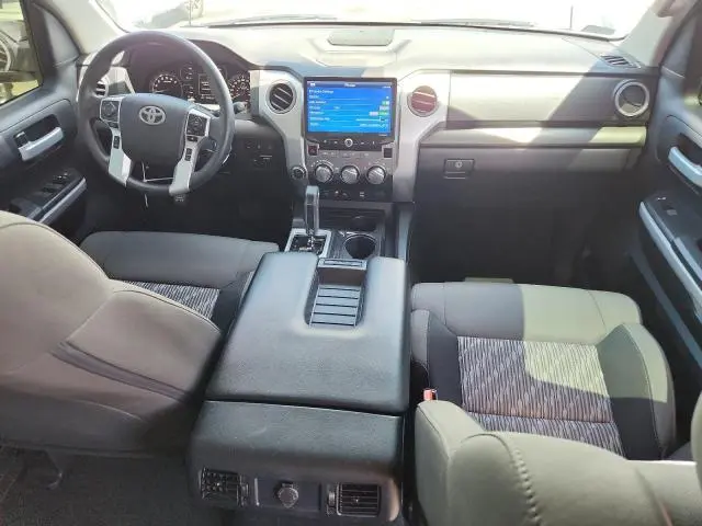 2018 TOYOTA TUNDRA CREWMAX SR5  