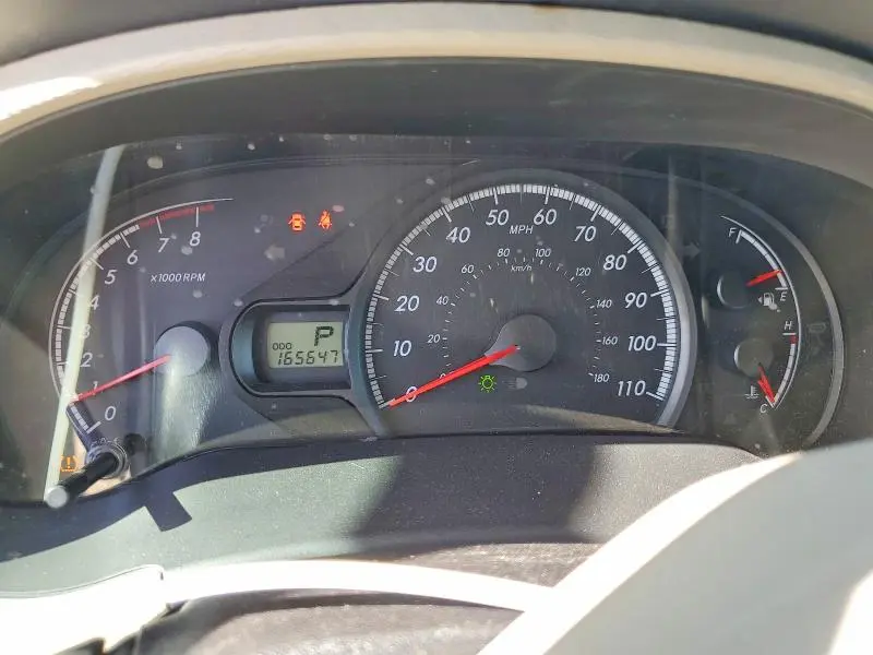 2014 TOYOTA SIENNA LE  