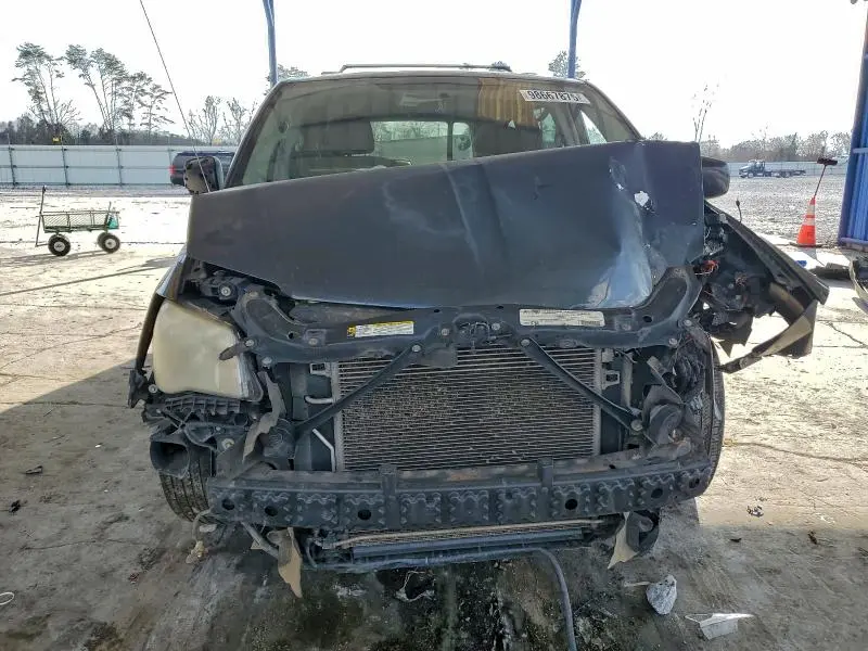 2011 DODGE GRAND CARAVAN CREW  