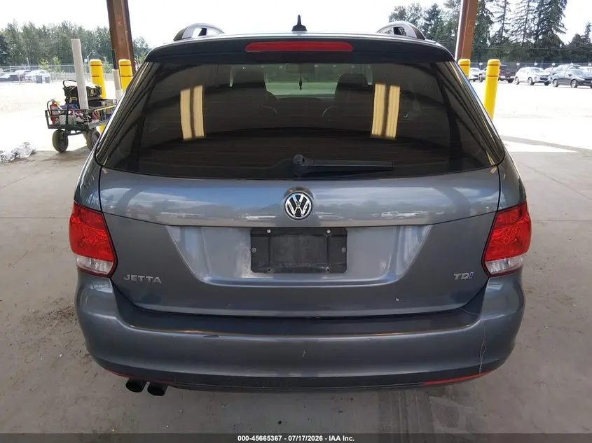 2013 VOLKSWAGEN JETTA SPORTWAGEN 2.0L TDI
