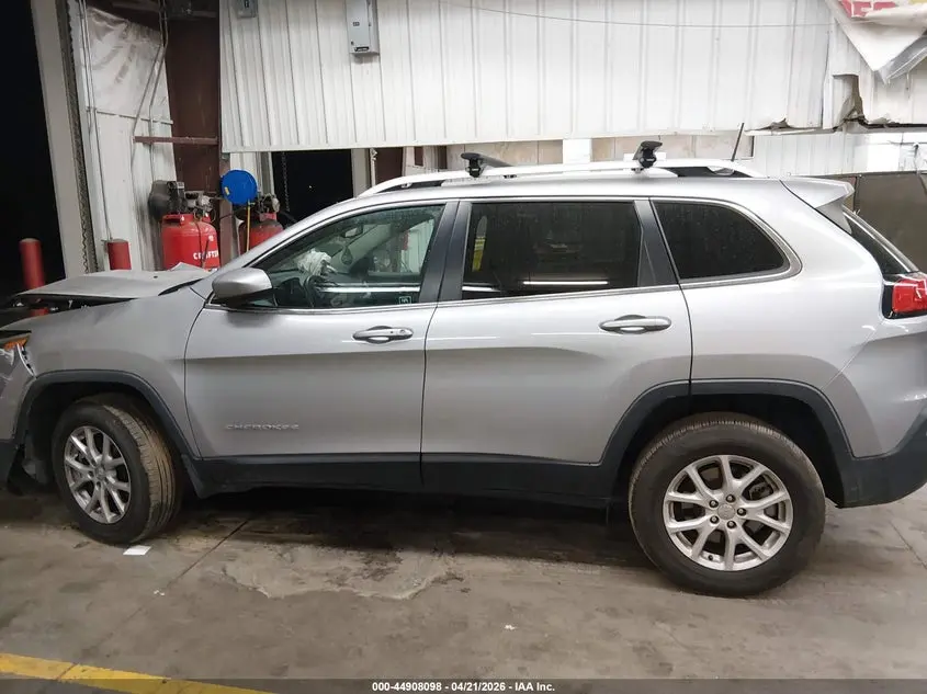 2017 JEEP CHEROKEE LATITUDE 4X4