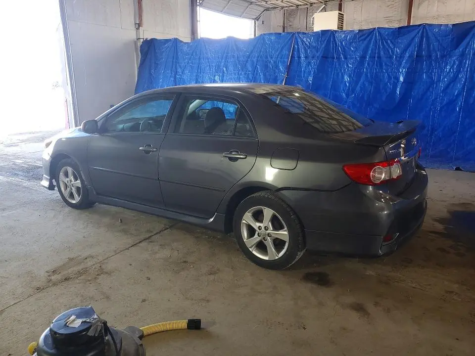 2013 TOYOTA COROLLA S  