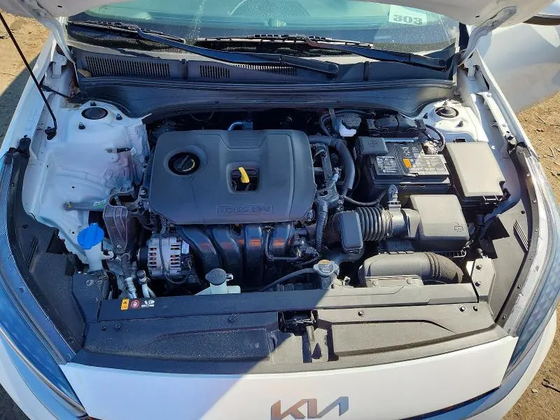 2023 KIA FORTE LXS  