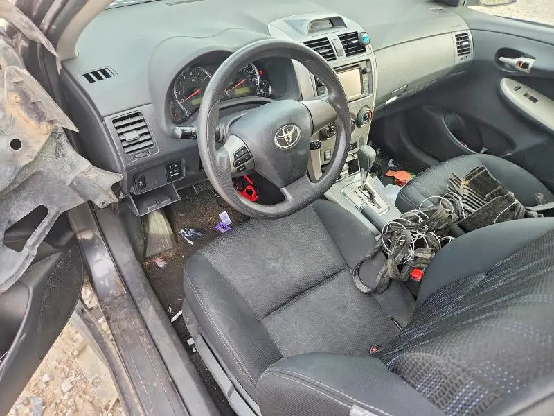 2013 TOYOTA COROLLA S  