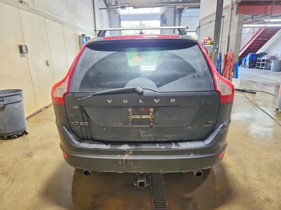 2010 VOLVO XC60 T6  