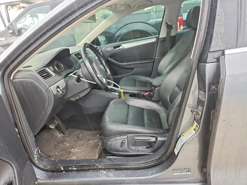 2014 VOLKSWAGEN JETTA SE  