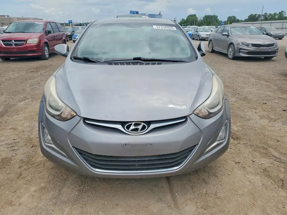 2014 HYUNDAI ELANTRA SE  