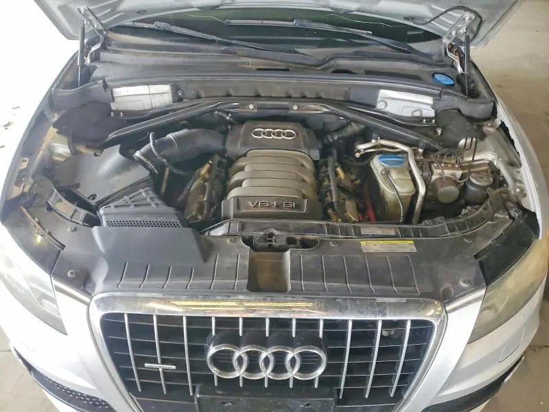 2011 AUDI Q5 PREMIUM PLUS  