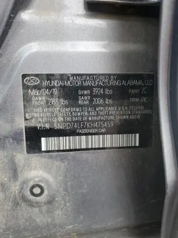 2019 HYUNDAI ELANTRA SE  