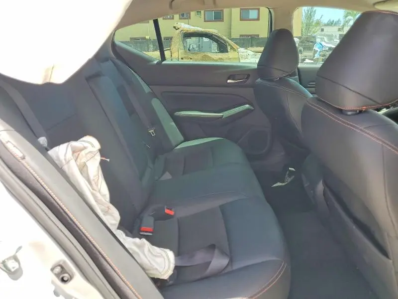 2019 NISSAN ALTIMA SR  
