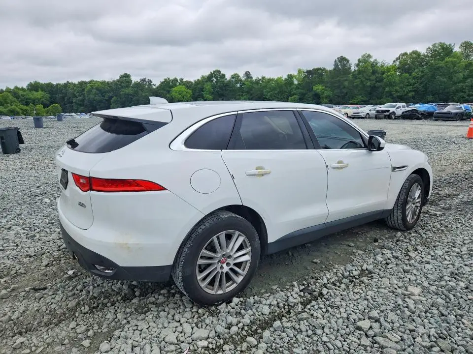 2019 JAGUAR F-PACE PRESTIGE  