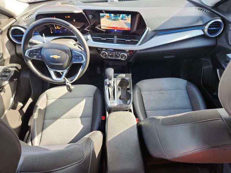 2025 CHEVROLET TRAX 1LT  
