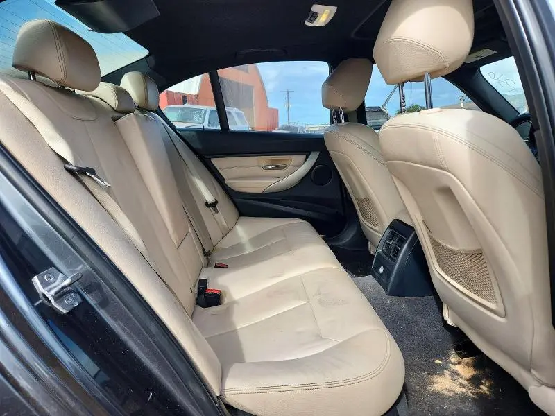 2016 BMW 320 I  