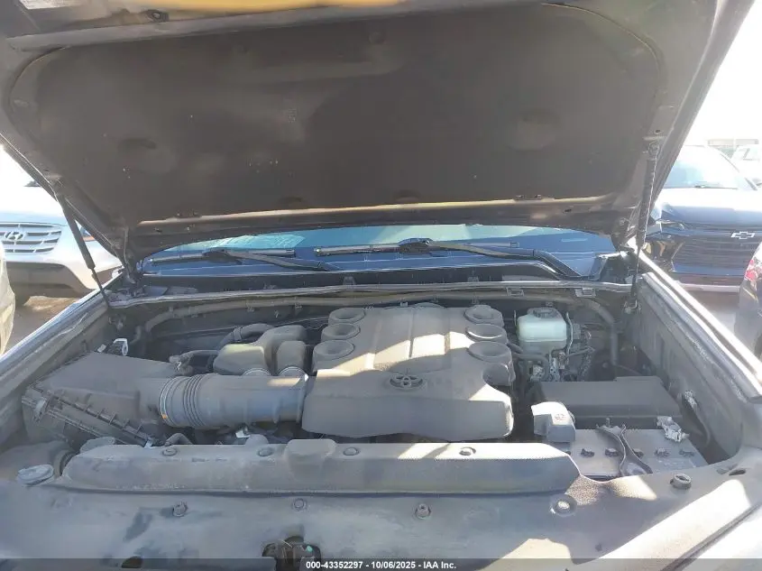 2018 TOYOTA 4RUNNER SR5