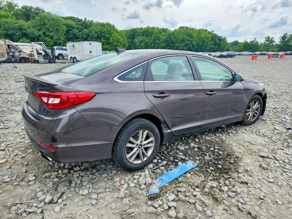 2017 HYUNDAI SONATA SE  