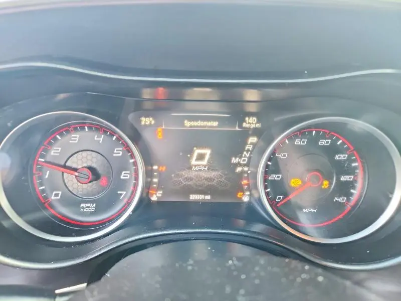 2015 DODGE CHARGER SE  