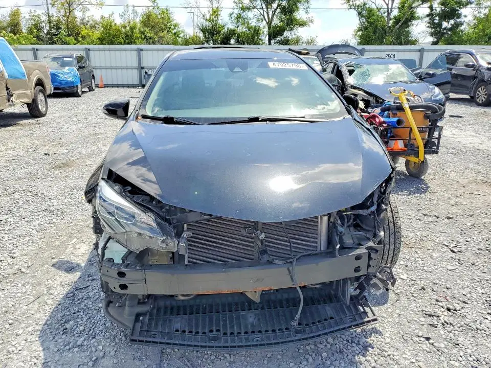 2018 TOYOTA COROLLA SE  