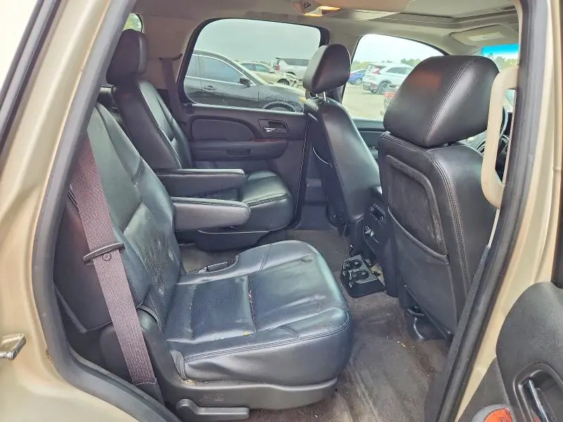 2014 CHEVROLET TAHOE C1500 LTZ  