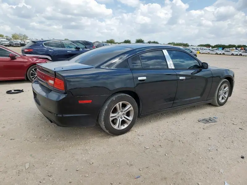 2014 DODGE CHARGER SE  