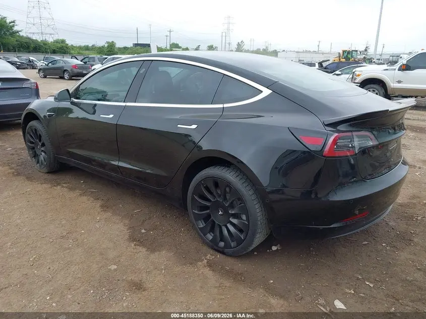 2018 TESLA MODEL 3  