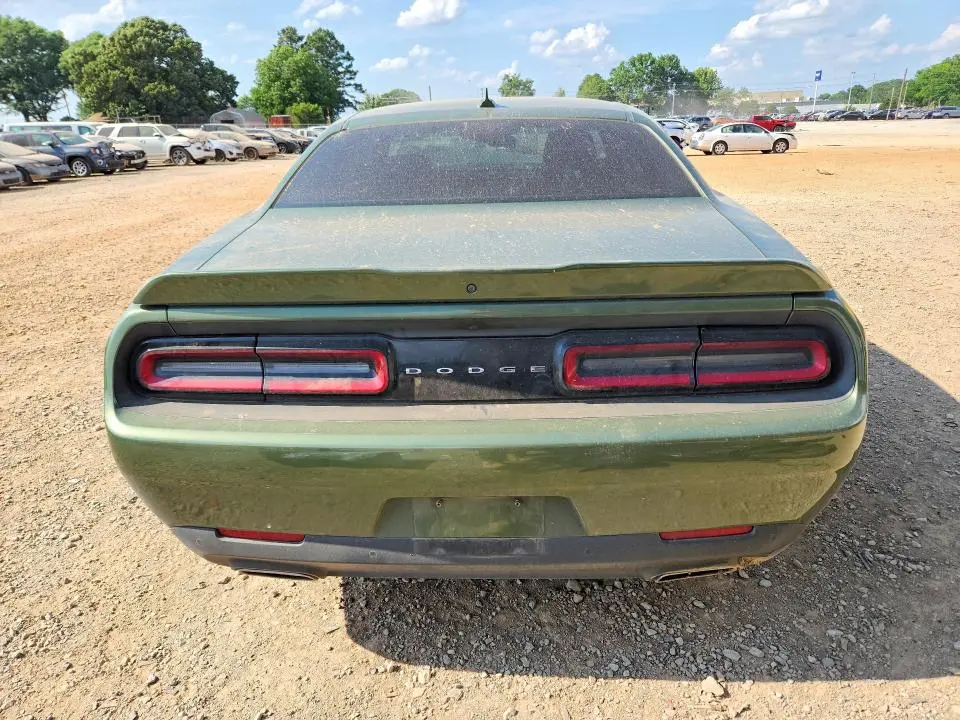 2022 DODGE CHALLENGER SXT  