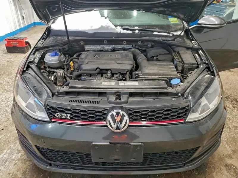 2016 VOLKSWAGEN GTI S/SE  
