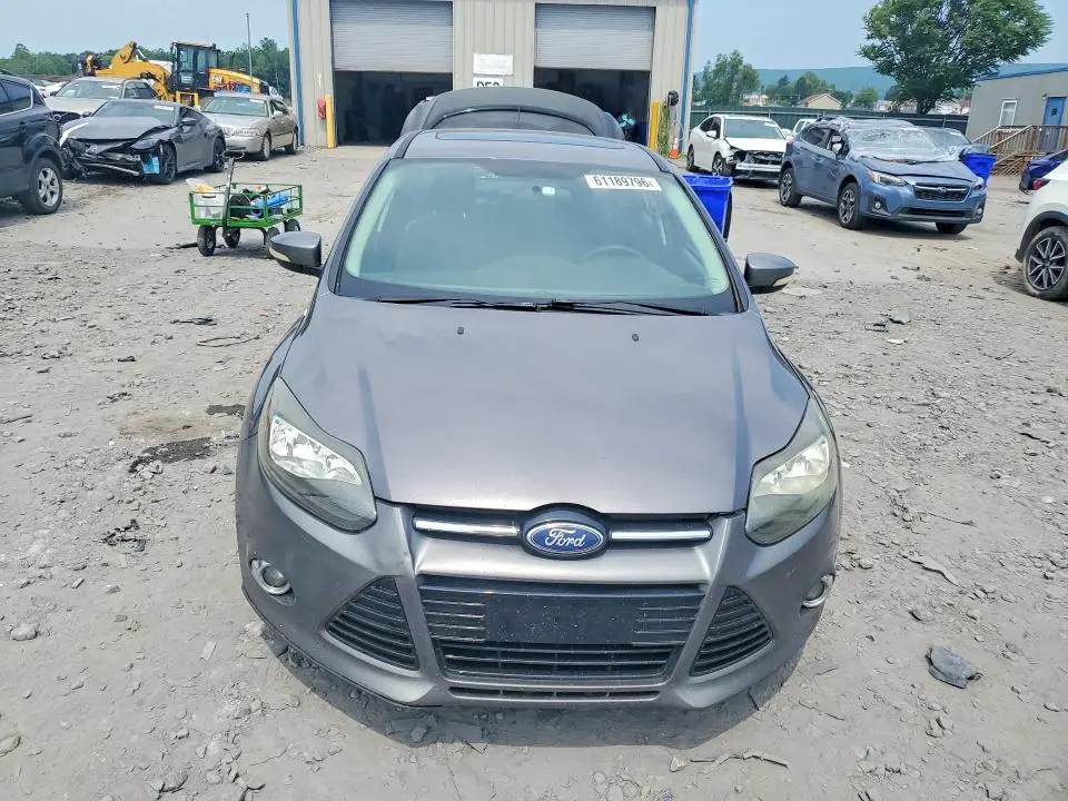 2014 FORD FOCUS TITANIUM  