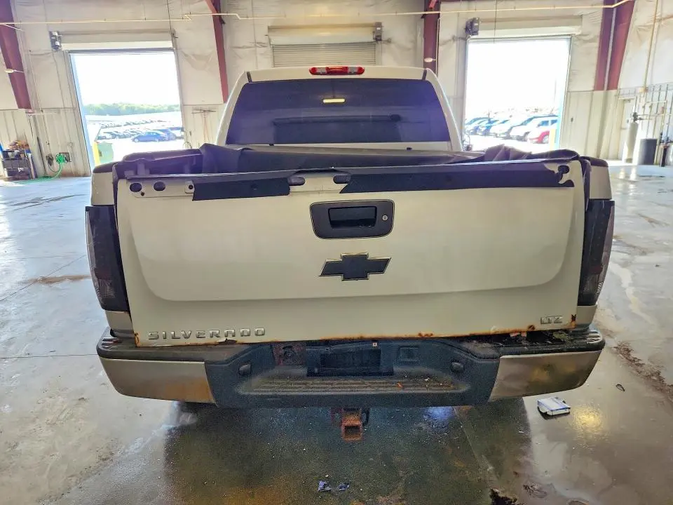 2010 CHEVROLET SILVERADO K1500 LTZ  