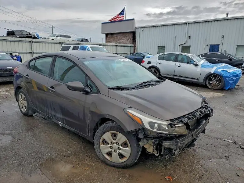 2018 KIA FORTE LX  