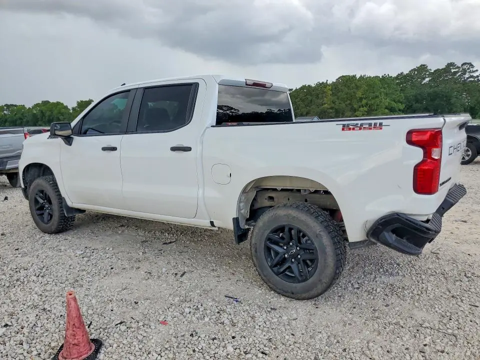 2024 CHEVROLET SILVERADO K1500 TRAIL BOSS CUSTOM  