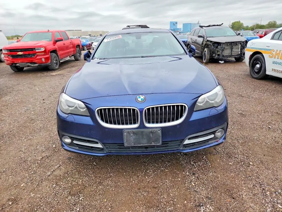 2016 BMW 528 XI  