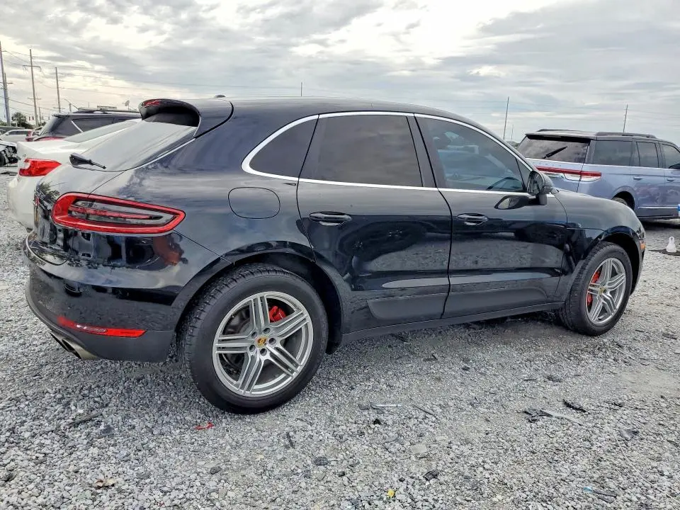 2015 PORSCHE MACAN S  