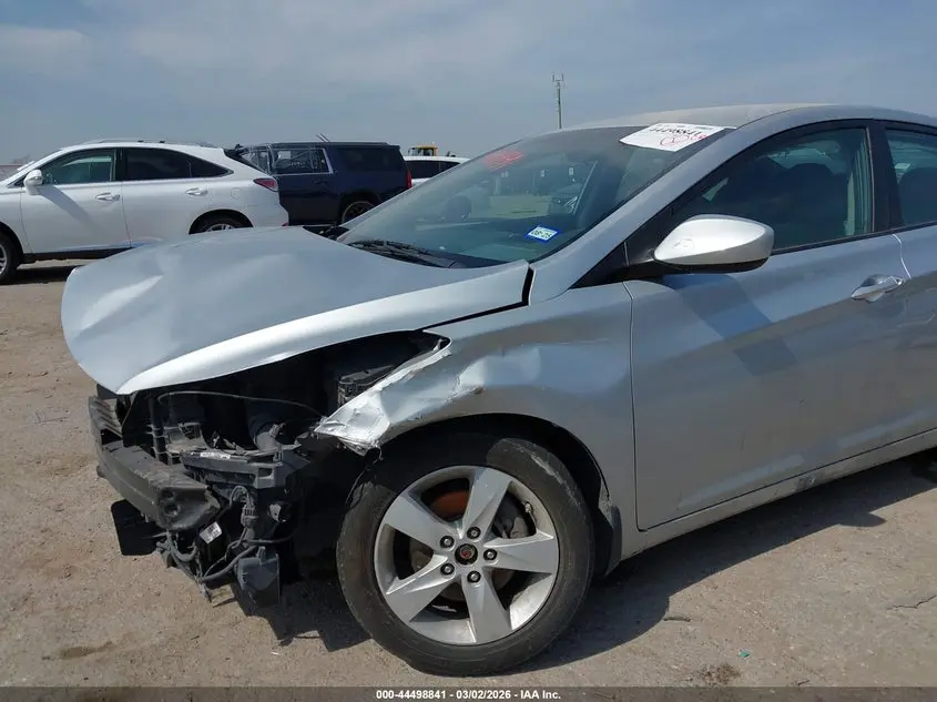 2011 HYUNDAI ELANTRA GLS