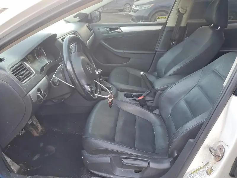 2012 VOLKSWAGEN JETTA SEL  