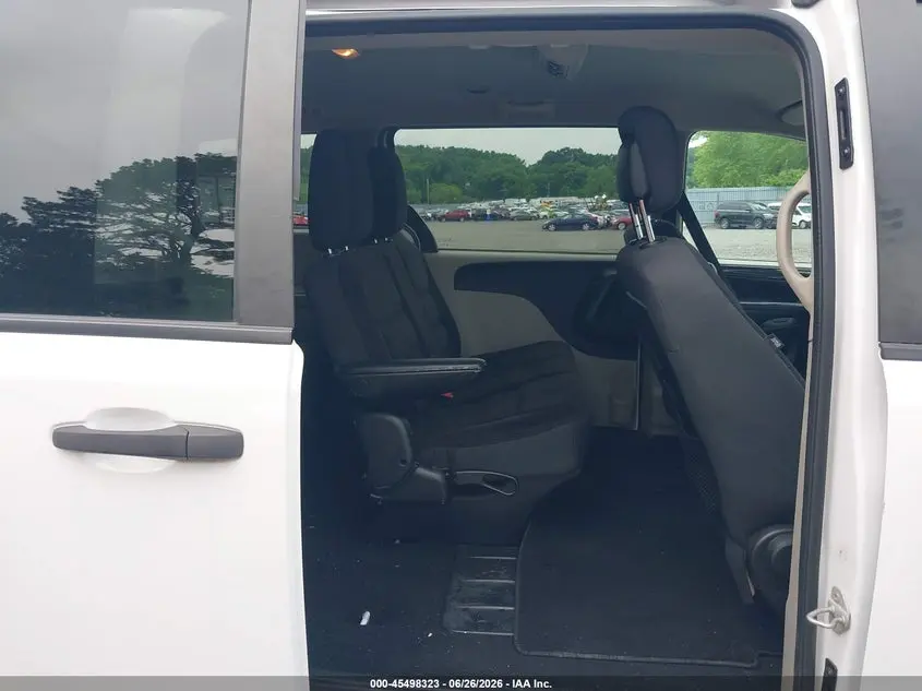2019 DODGE GRAND CARAVAN SE