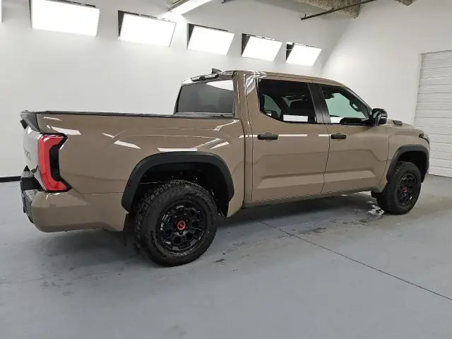 2025 TOYOTA TUNDRA CREWMAX LIMITED  