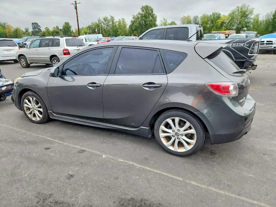 2011 MAZDA 3 S  
