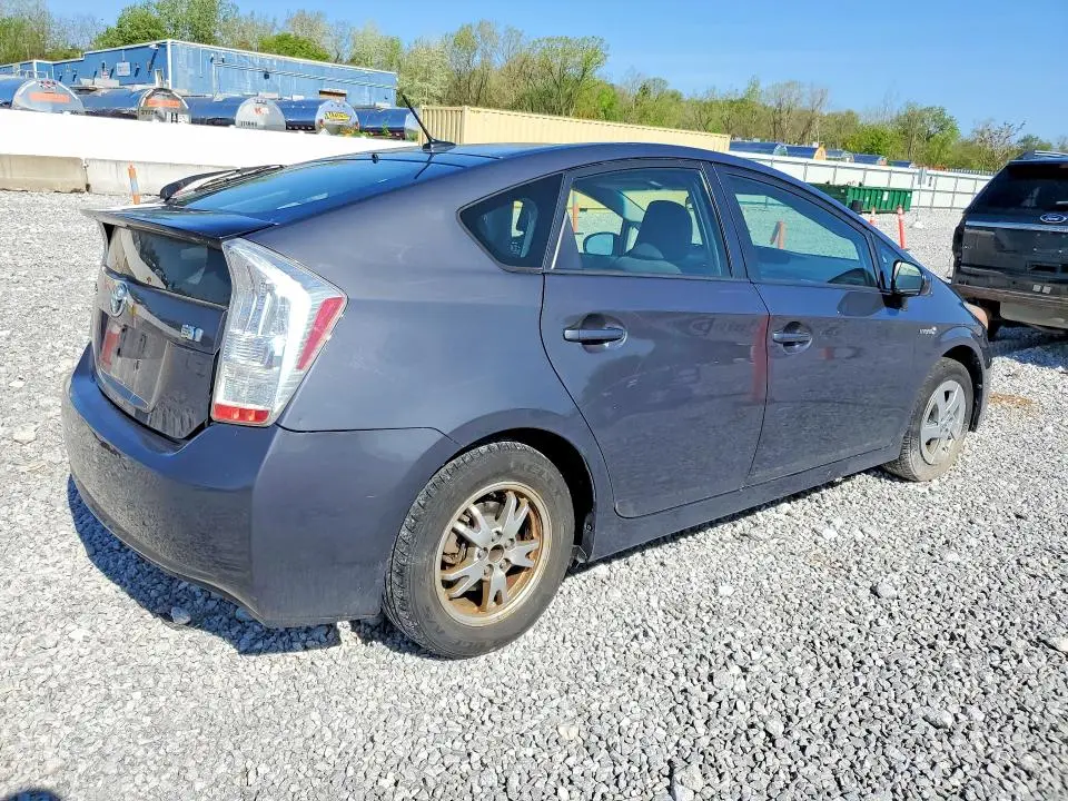 2011 TOYOTA PRIUS TWO  