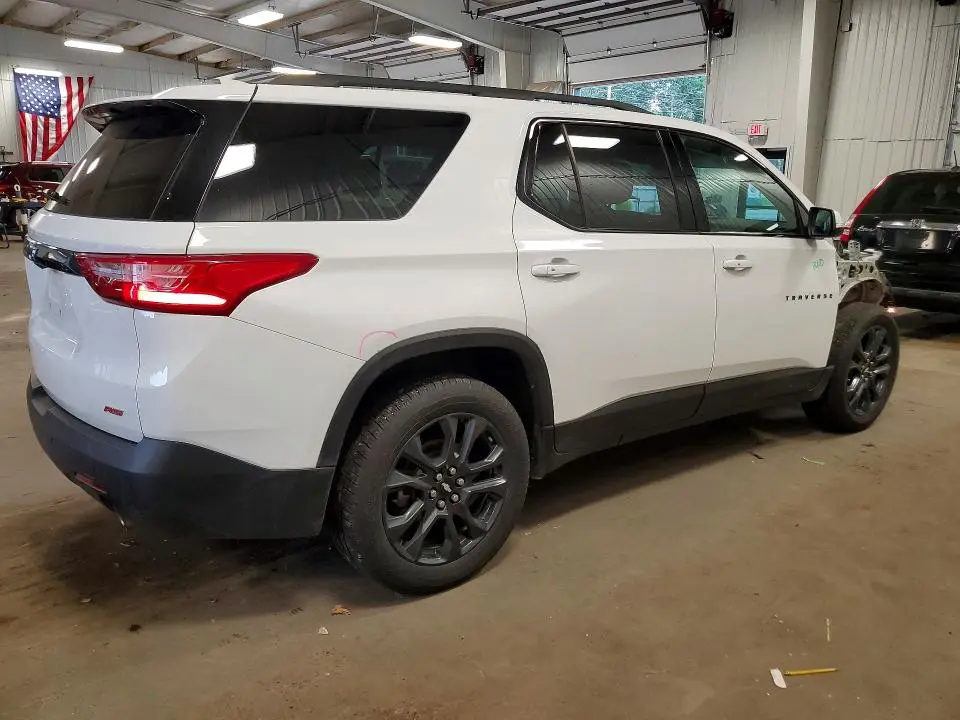 2021 CHEVROLET TRAVERSE RS  