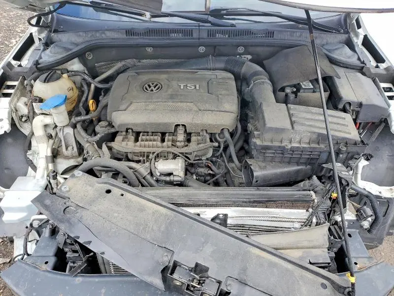 2016 VOLKSWAGEN JETTA GLI  