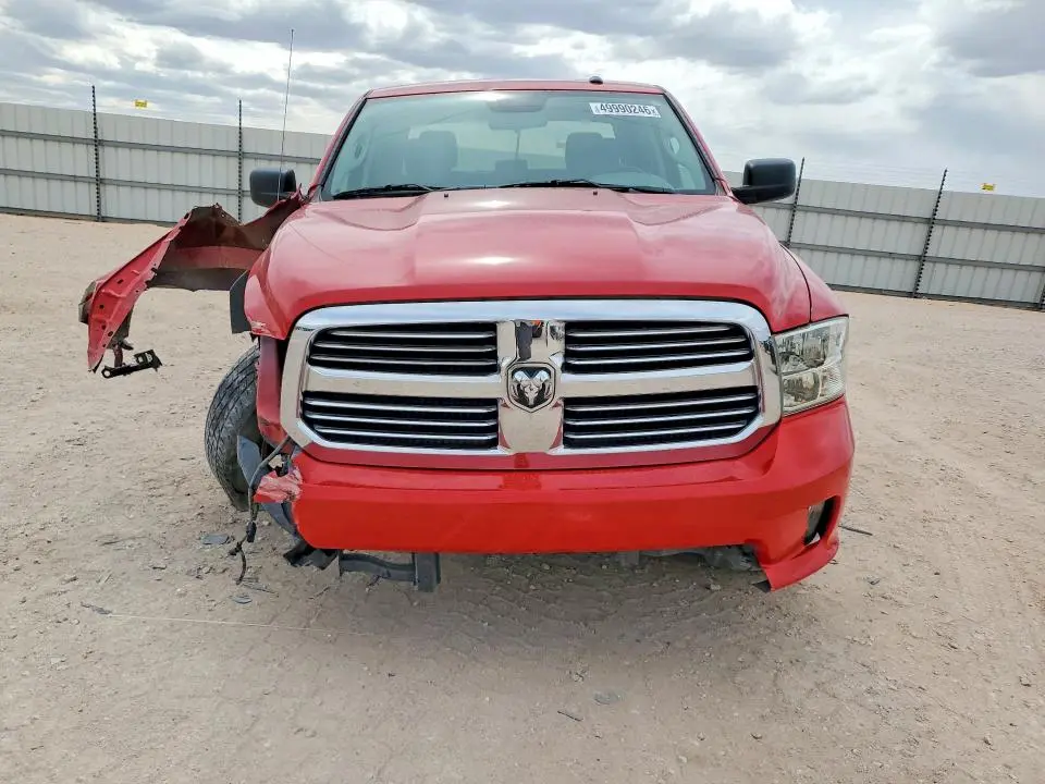 2016 RAM 1500 ST  