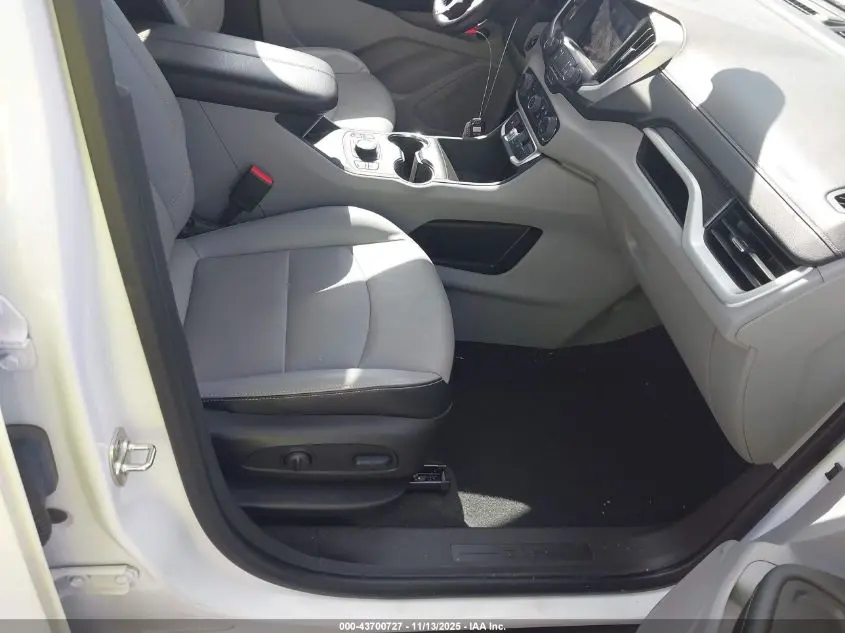 2024 GMC TERRAIN FWD SLT