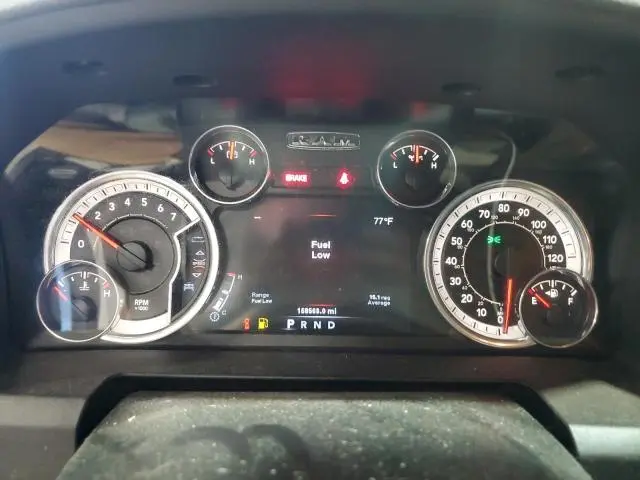 2014 RAM 1500 SLT  