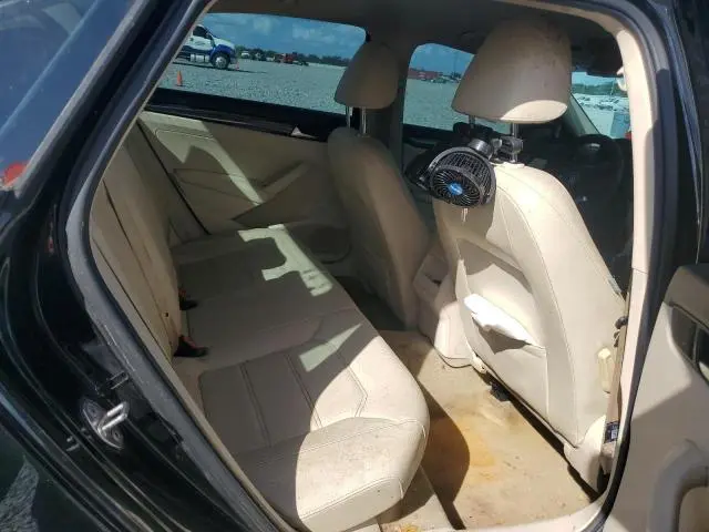 2015 VOLKSWAGEN PASSAT S  