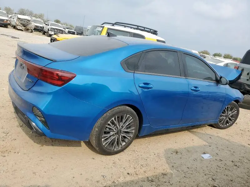 2024 KIA FORTE GT LINE  