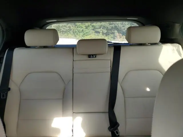 2016 MERCEDES-BENZ GLA 250  