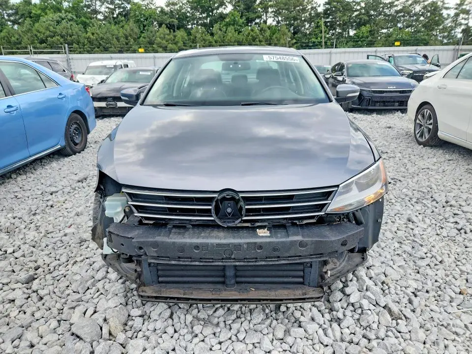 2015 VOLKSWAGEN JETTA SE  