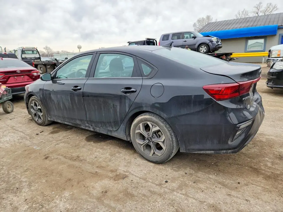2021 KIA FORTE LXS  