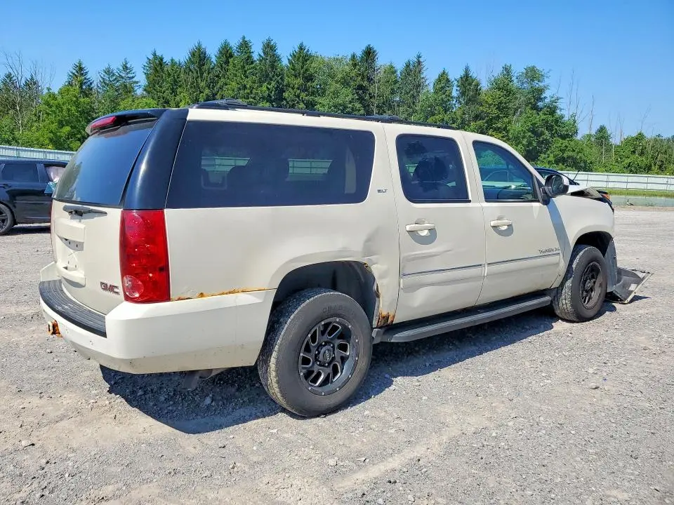 2011 GMC YUKON XL K1500 SLT  